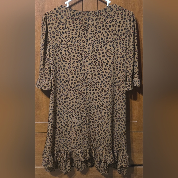 CeCe Leopard Print Dress with Ruffle Hem - Picture 2 of 4